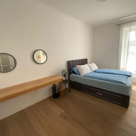 Apartment Rhea *